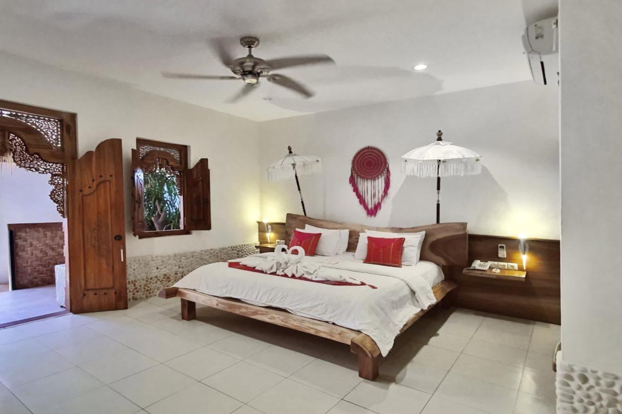 Samba Villas Beachfront View Gili Trawangan Extérieur photo