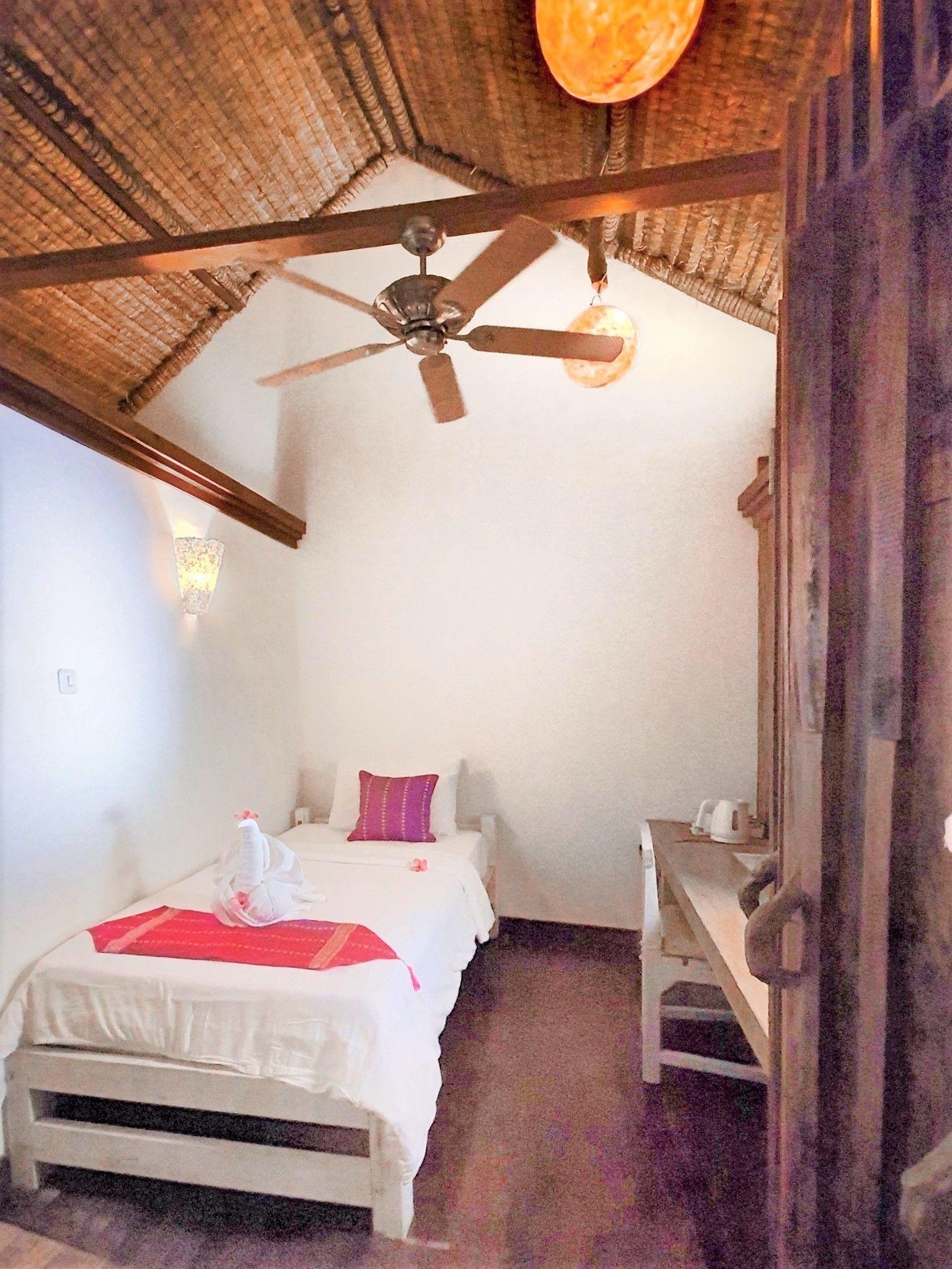 Samba Villas Beachfront View Gili Trawangan Extérieur photo