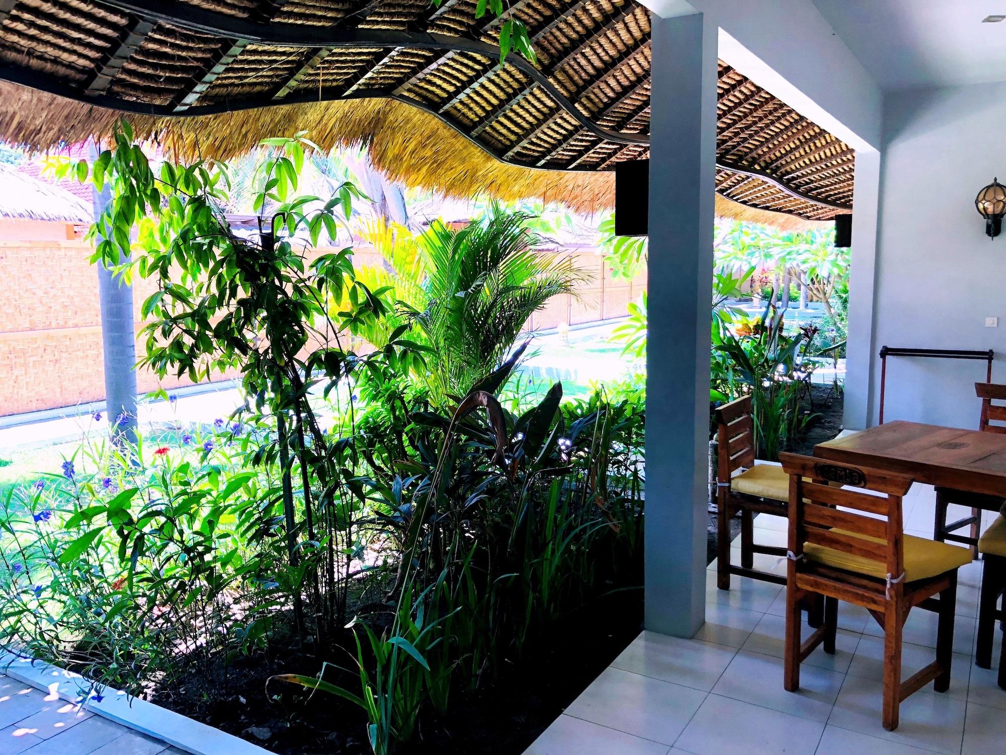 Samba Villas Beachfront View Gili Trawangan Extérieur photo