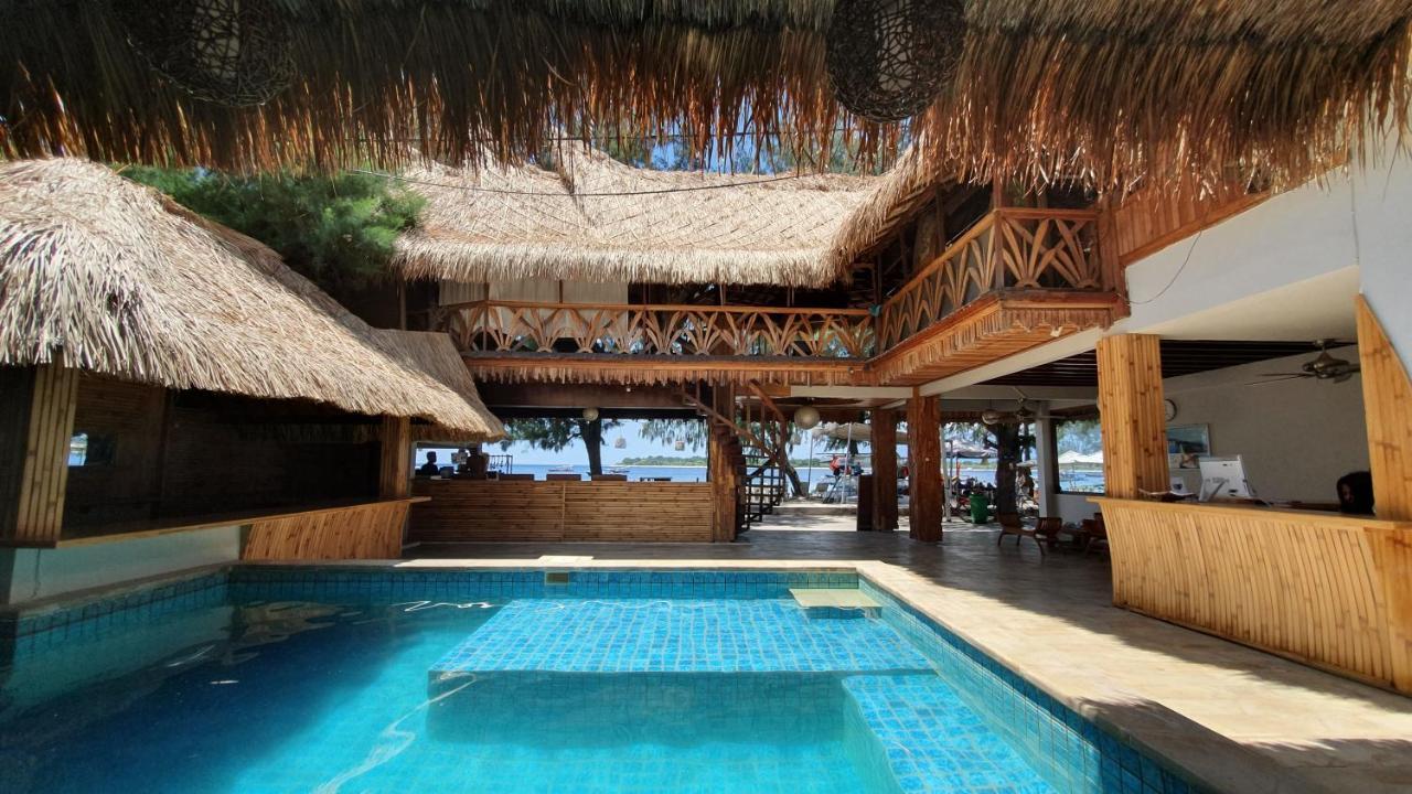 Samba Villas Beachfront View Gili Trawangan Extérieur photo
